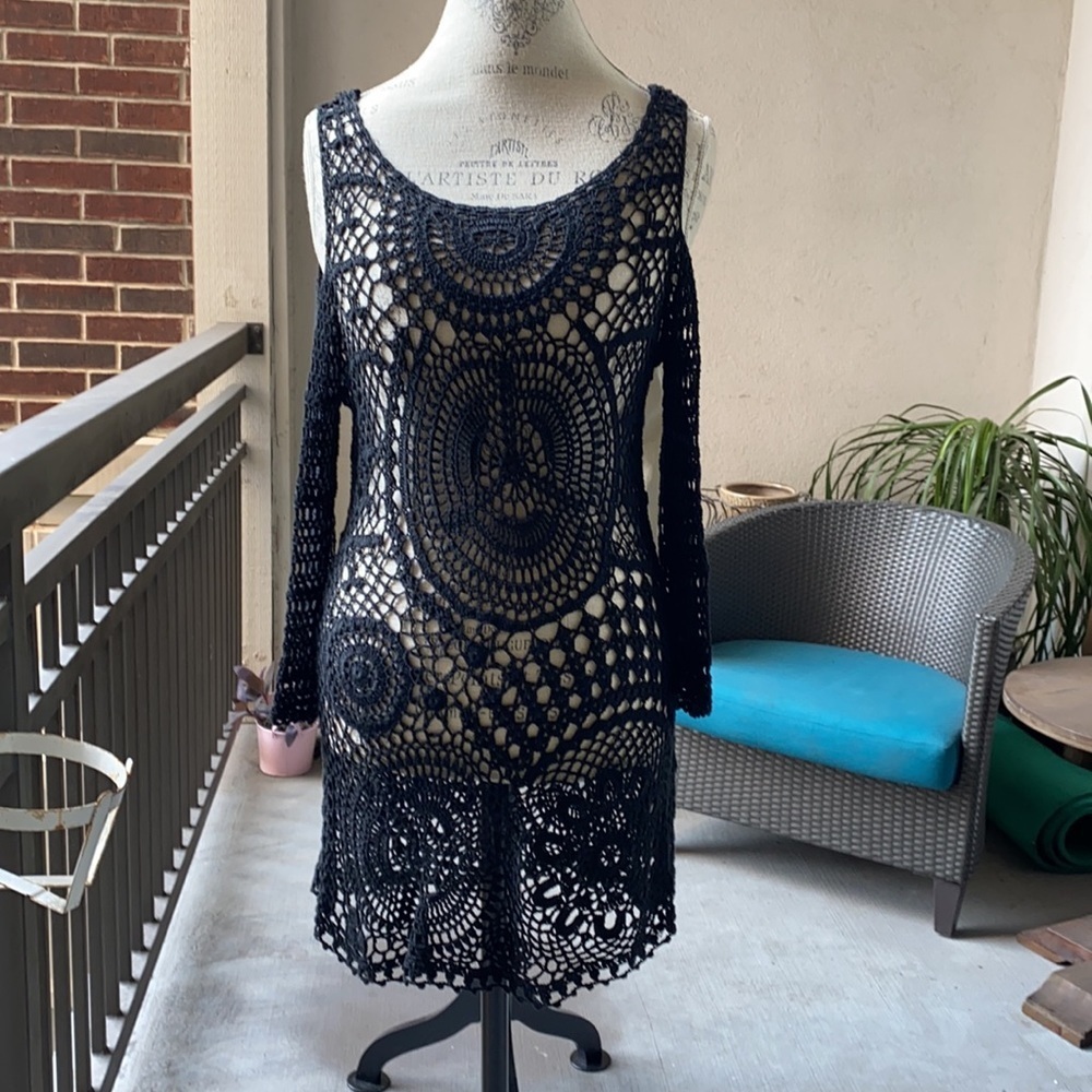 Black knit coverup open shoulder summer dress beachwear sunbathing swim coverup‌ - Picture 2 of 6